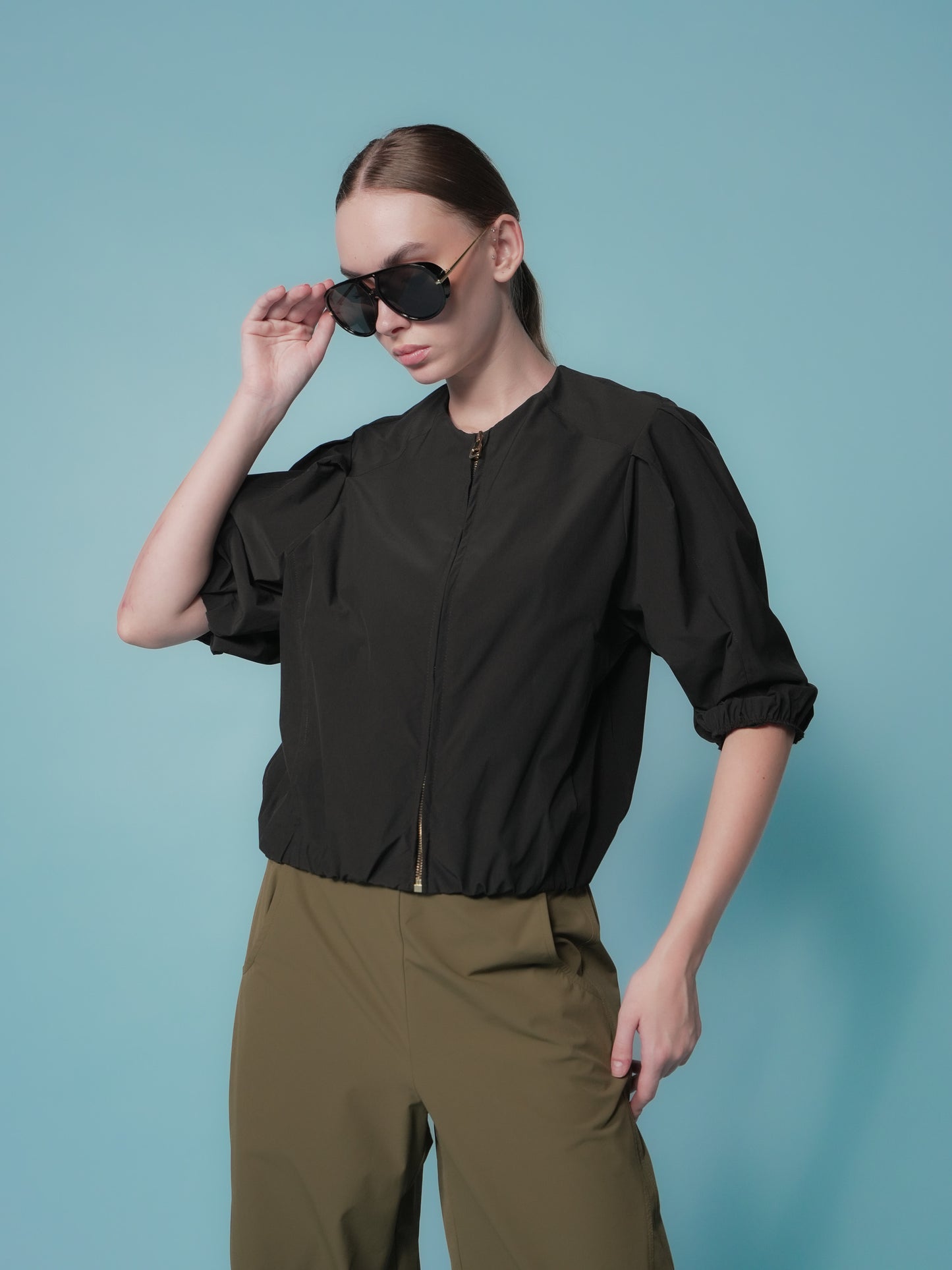 Mago Puff Sleeve Zip Top