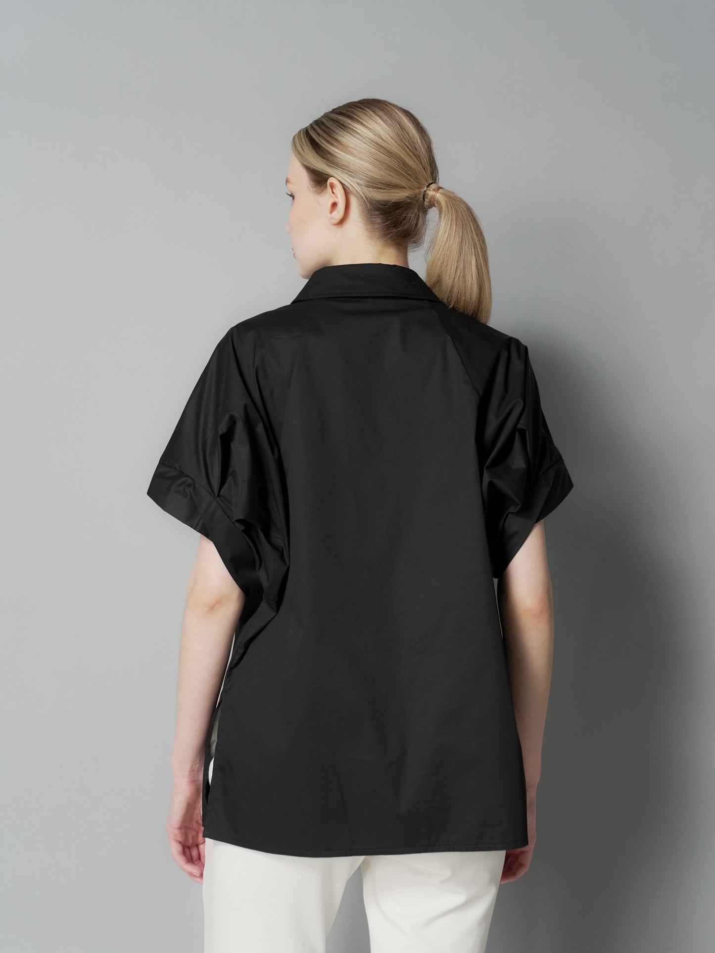 Ara Extended Sleeve Top