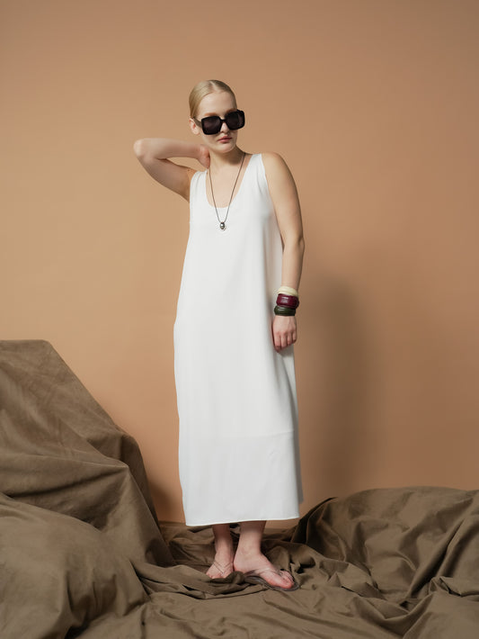 Marites Sleeveless Maxi Dress