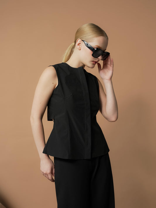 Ariana Open Back Sleeveless Top