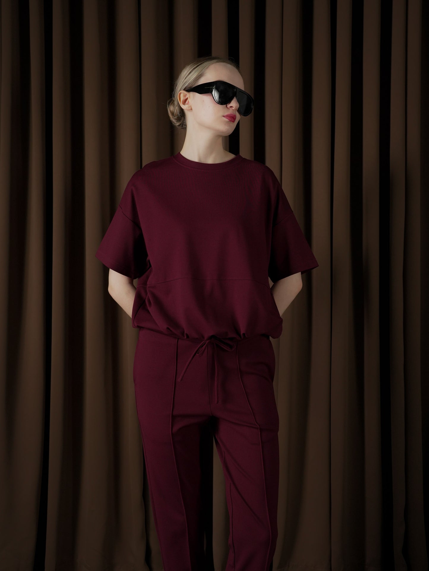 Goldie With Pulling Hem Top