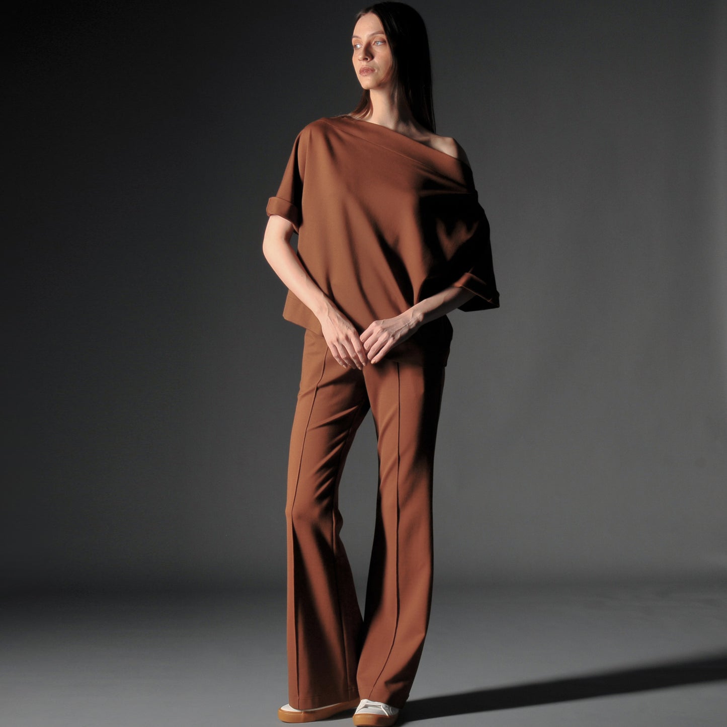 Lily Asymmetric Top
