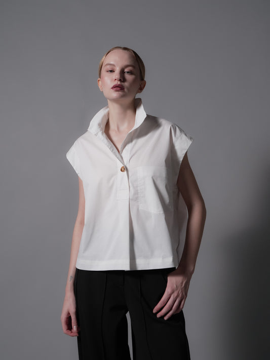 Eloida Semi Crop Hi-neck Top