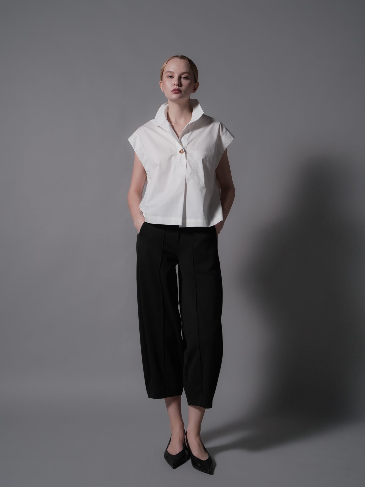 Eloida Semi Crop Hi-neck Top