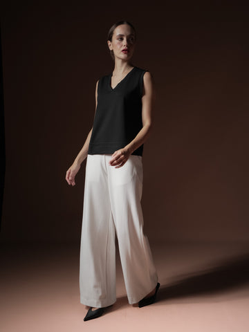 Daniela V-neck Sleeveless Top
