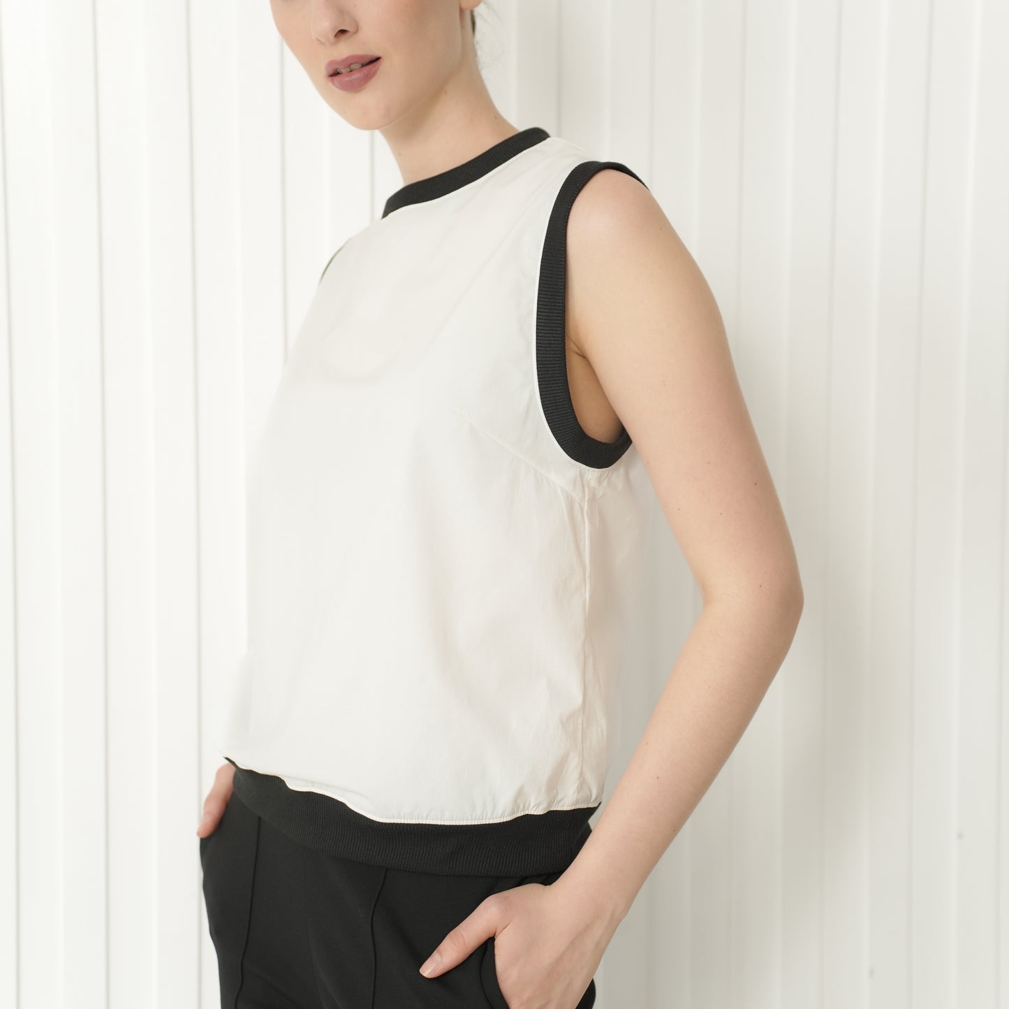 Paris Combi Sleeveless Top