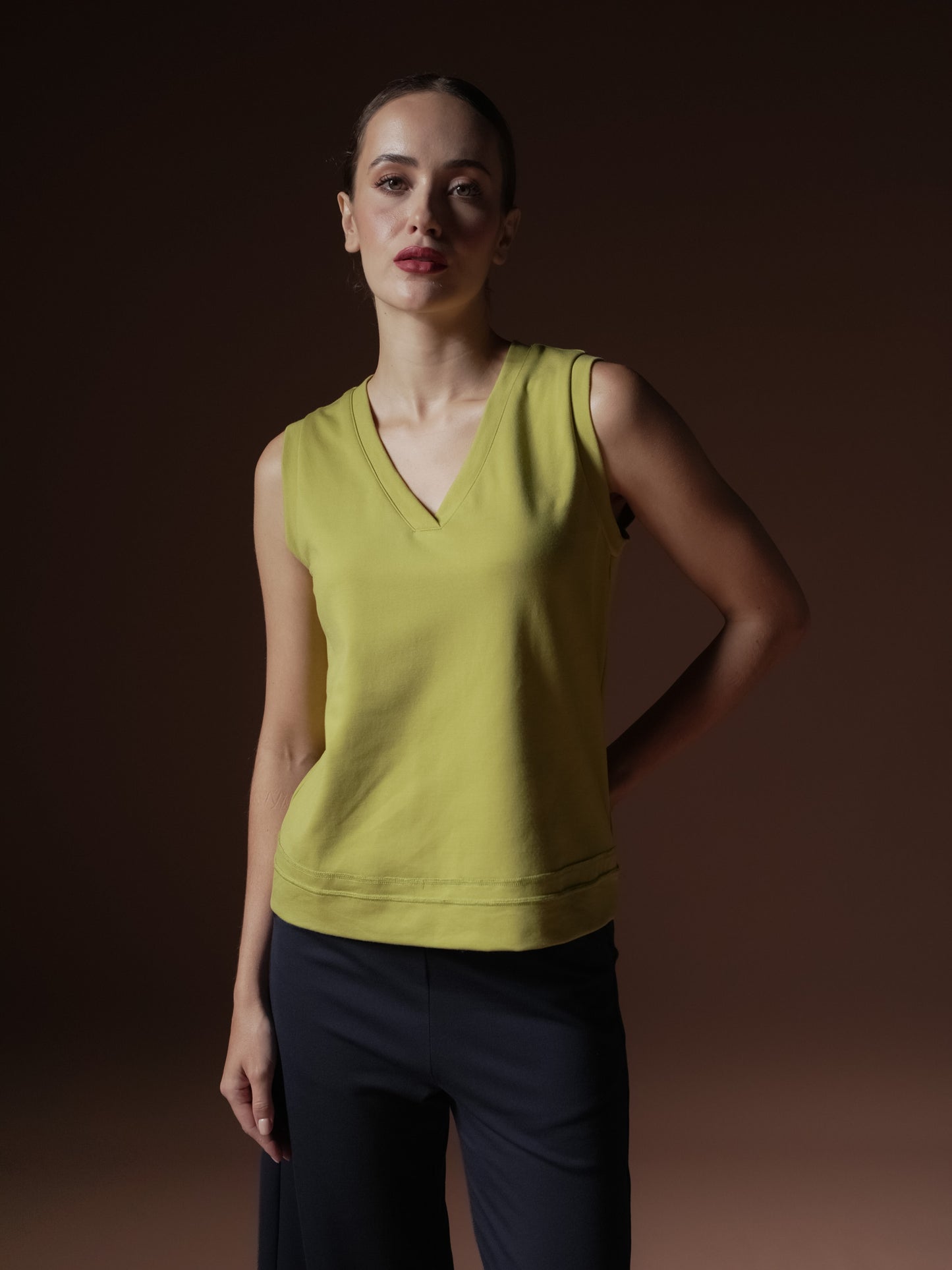 Daniela V-neck Sleeveless Top