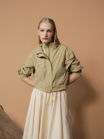 Lively Hi-neck Jacket