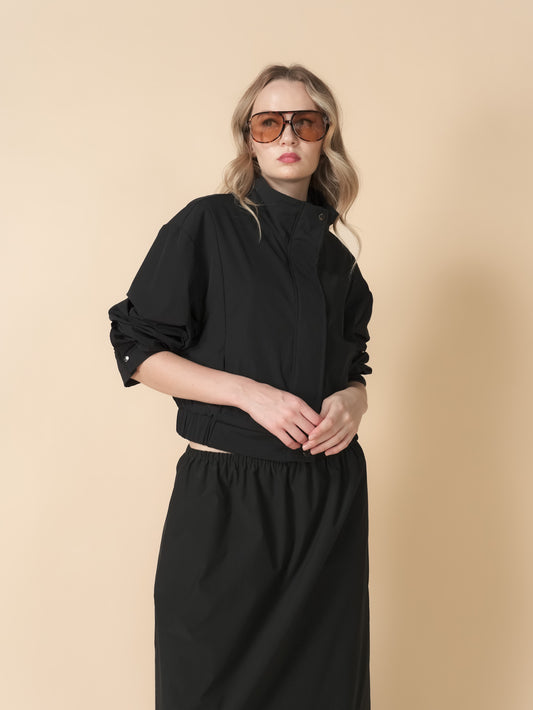 Lively Hi-neck Jacket