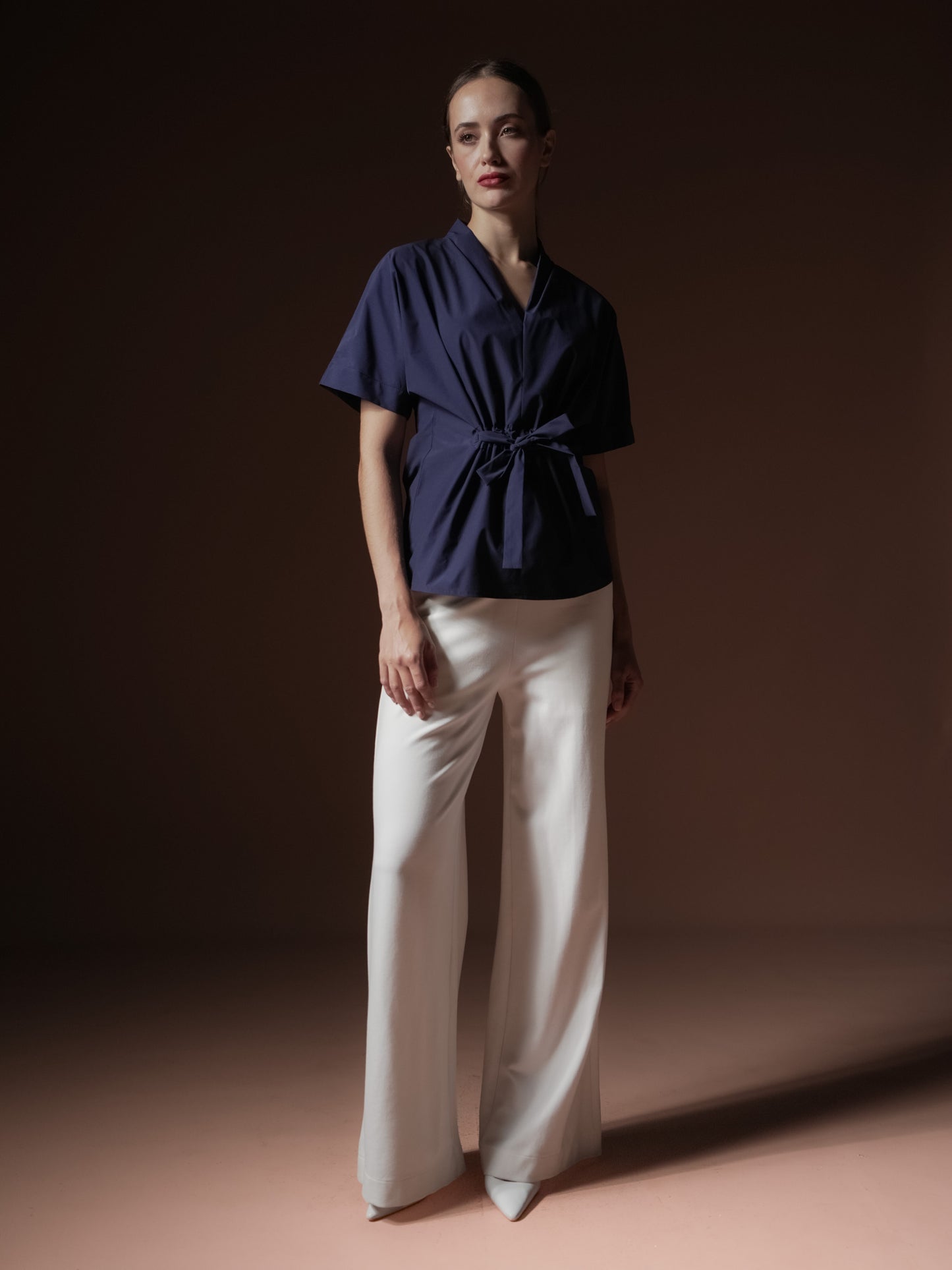 Venus V-Neck Pull Waist Top