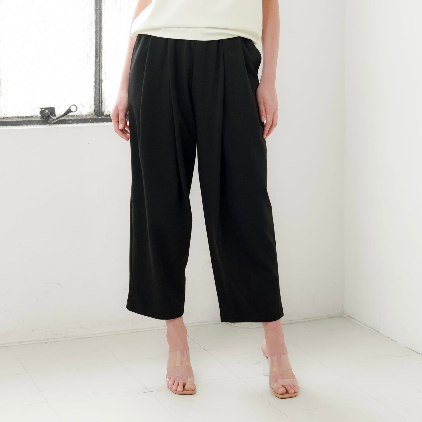 Donny Pleated Pants