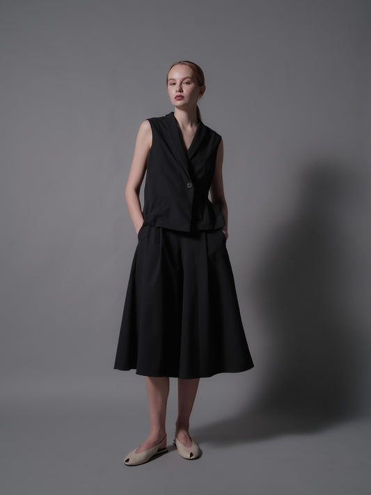 Carat One Side Belted Vest