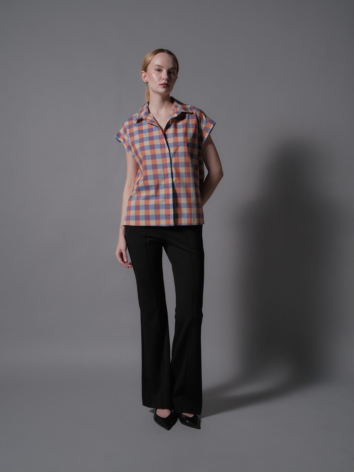 Liny Extended Sleeve Blouse
