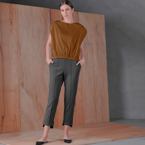 Penny Gartered Hem Top