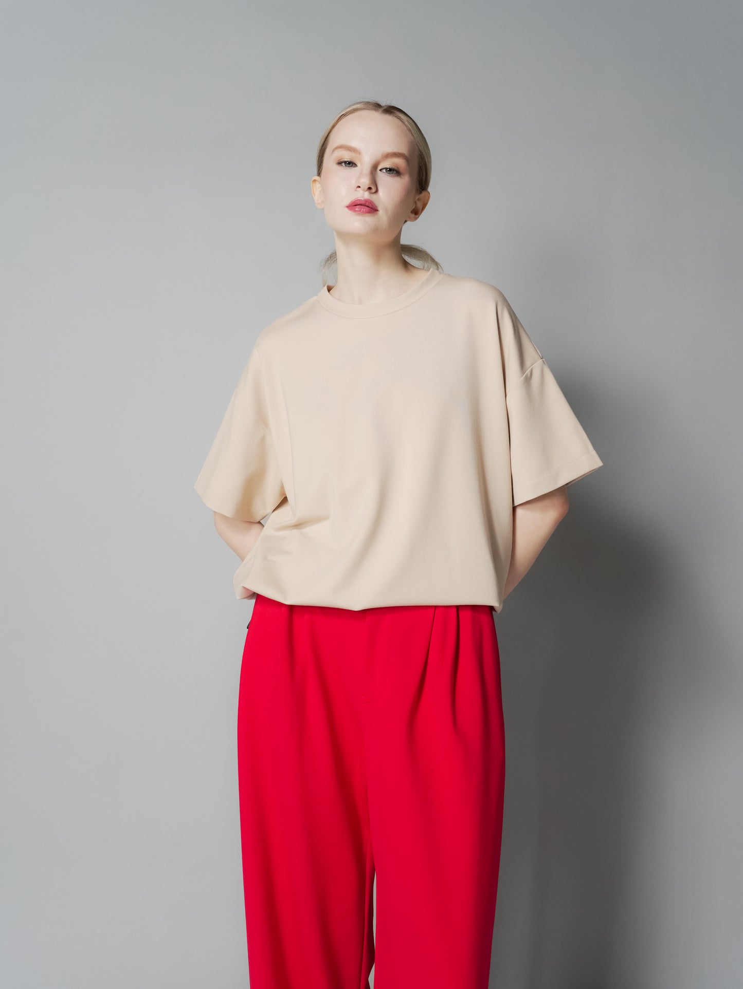 Korina Basic Toggled Top