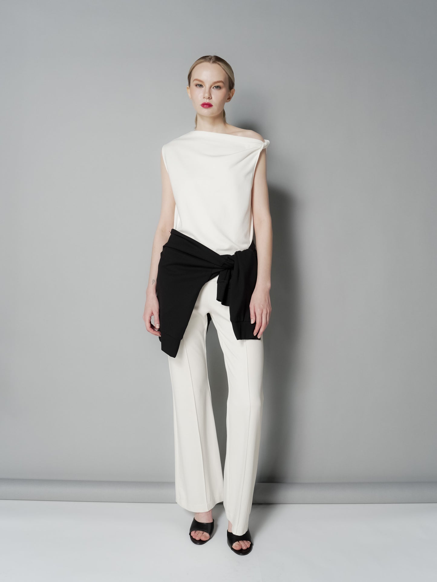 Amanda Twist Shoulder Top