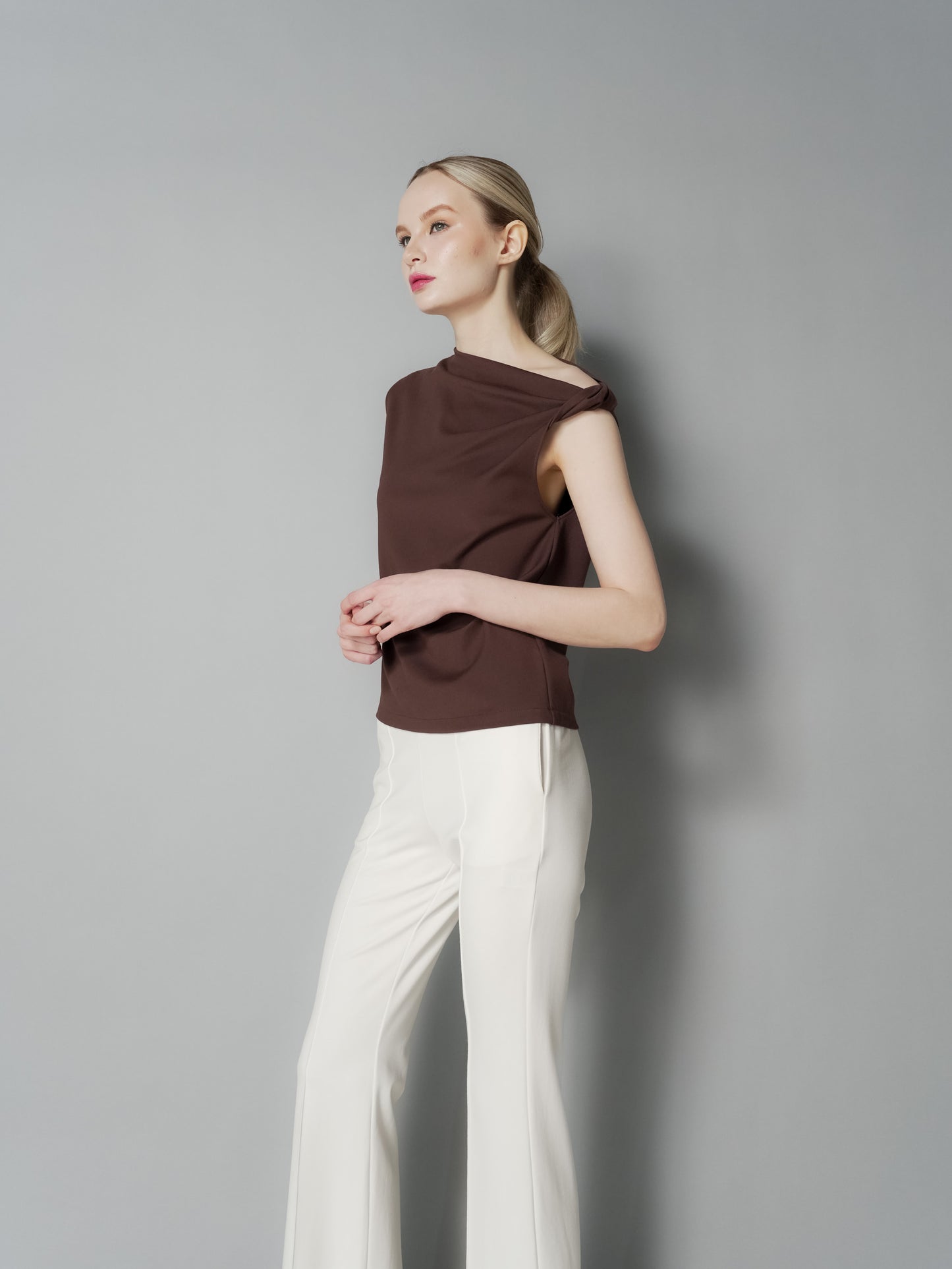 Amanda Twist Shoulder Top