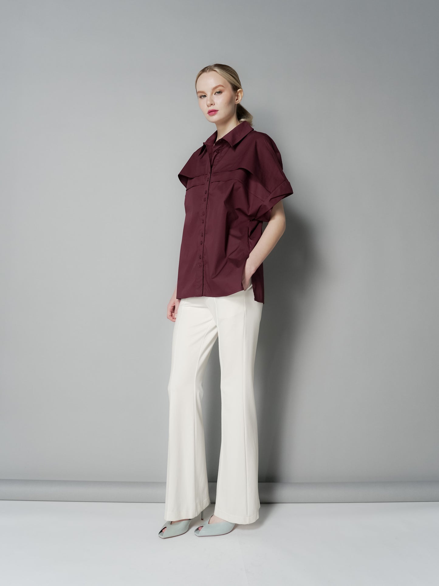 Ara Extended Sleeve Top