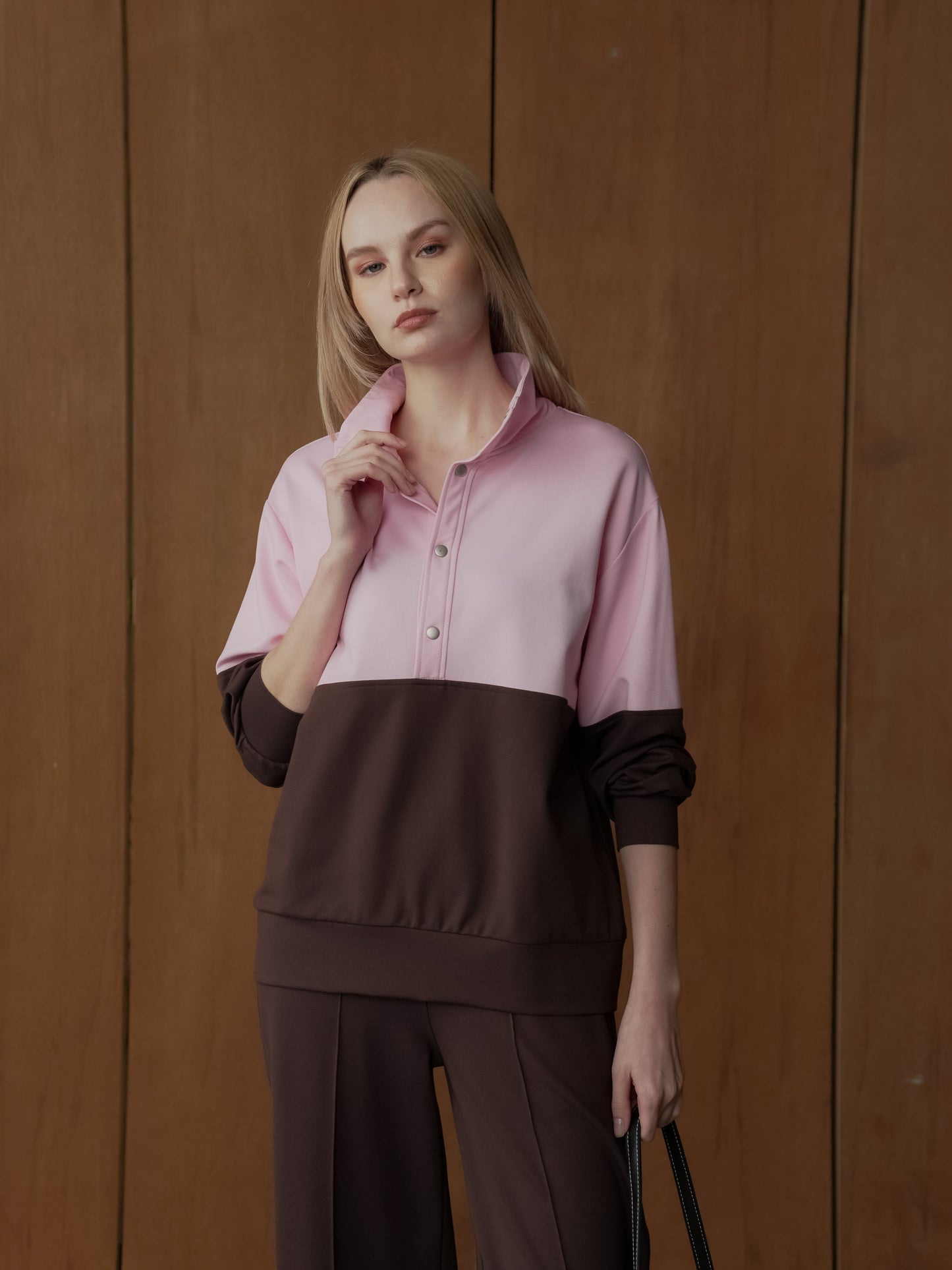 Fendy Two-tone Hi-neck Sweater