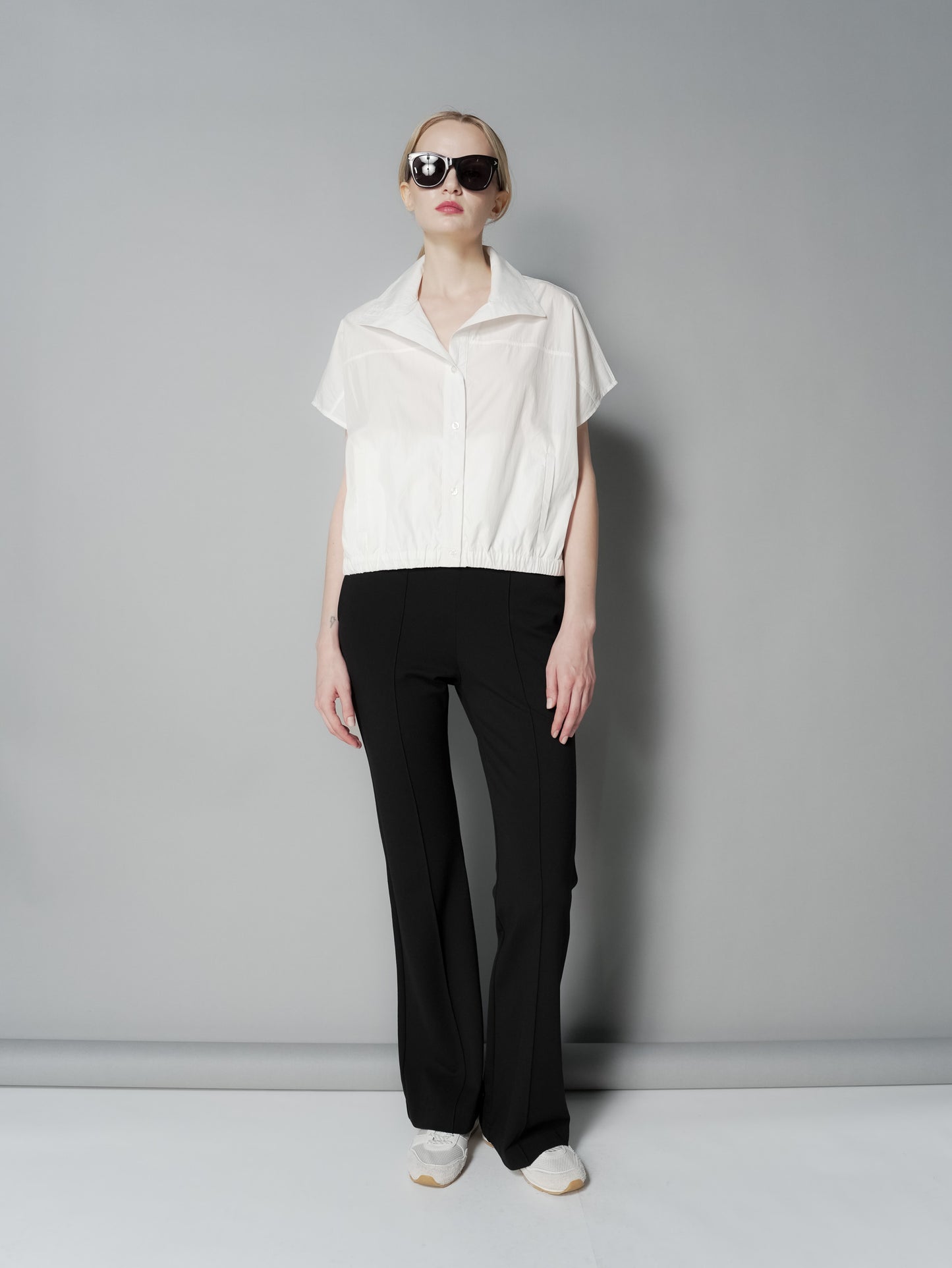 Daphnie Extended Sleeve Top