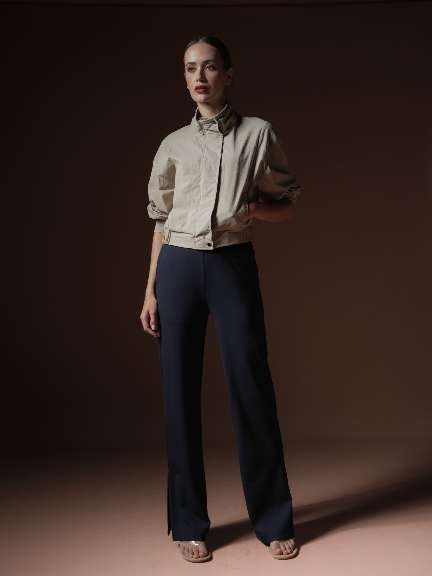 Lively Hi-neck Jacket
