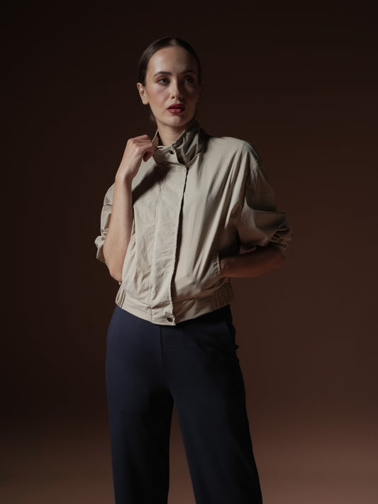 Lively Hi-neck Jacket