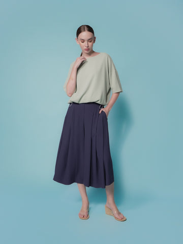 Elfie Crepe Toggle Hem Top