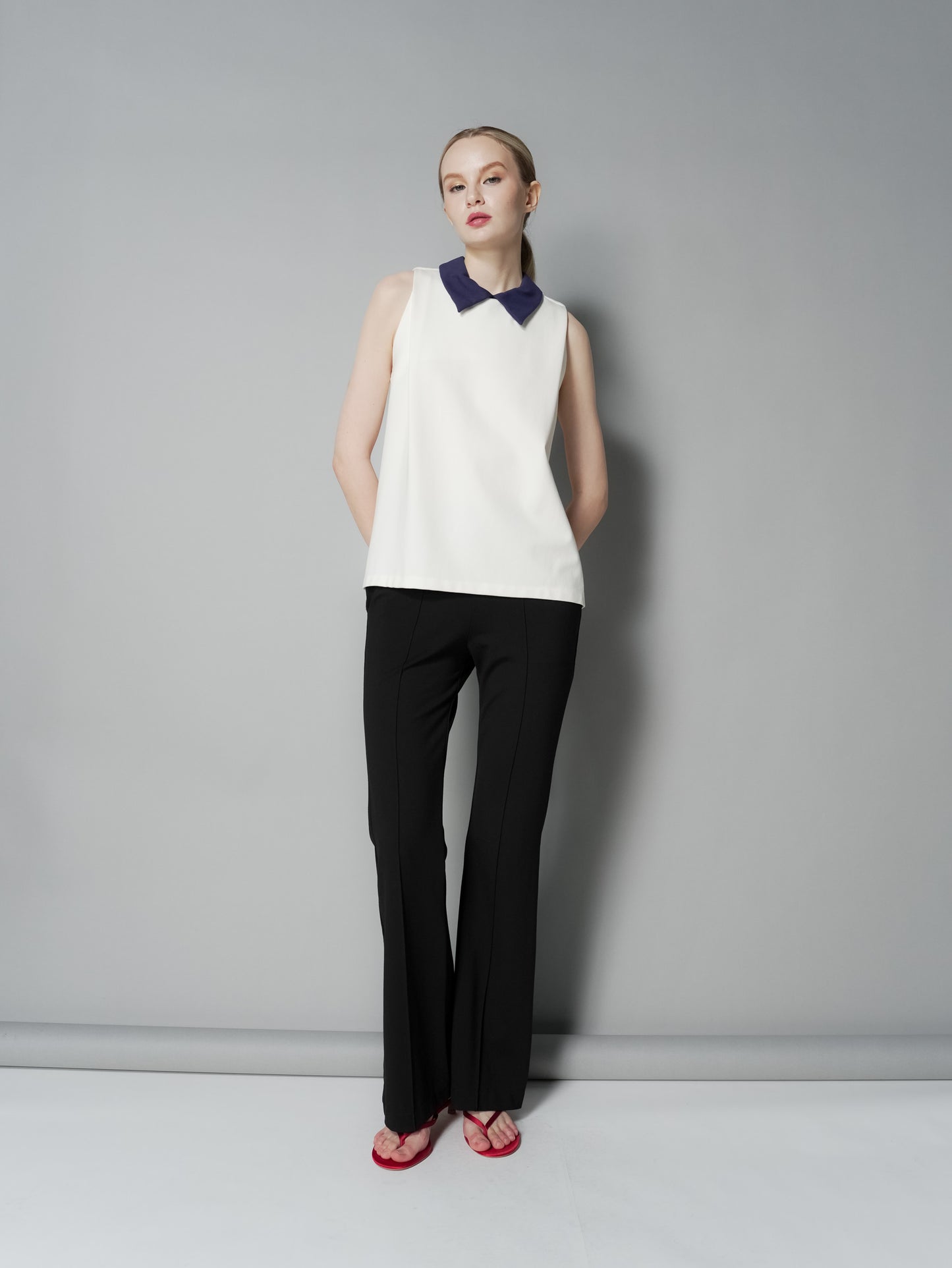 Mina Two-Tone Collar Sleeveless Top