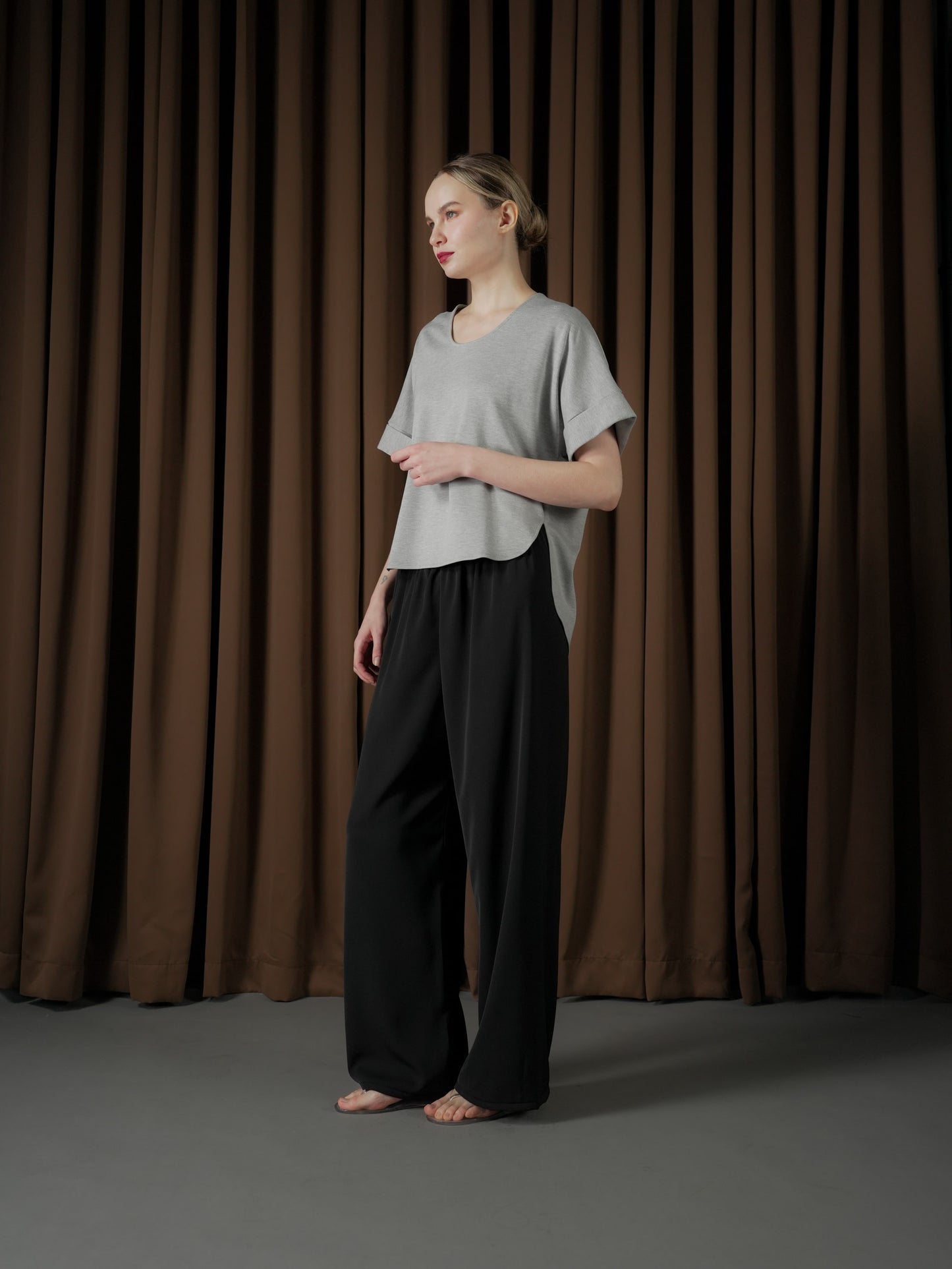 Lolit V-neck Long Back Top