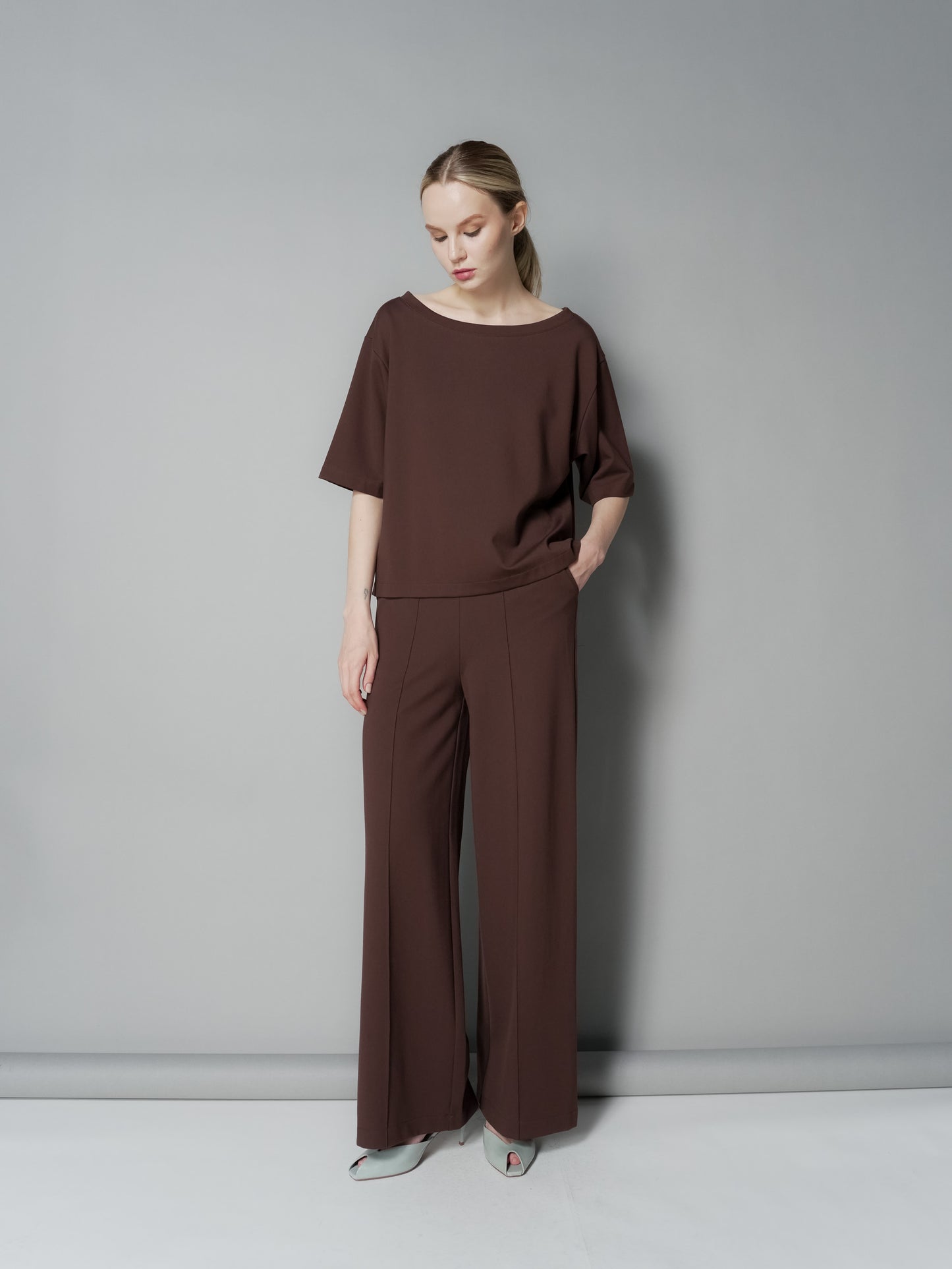 Catricia Boat Neck Basic Top