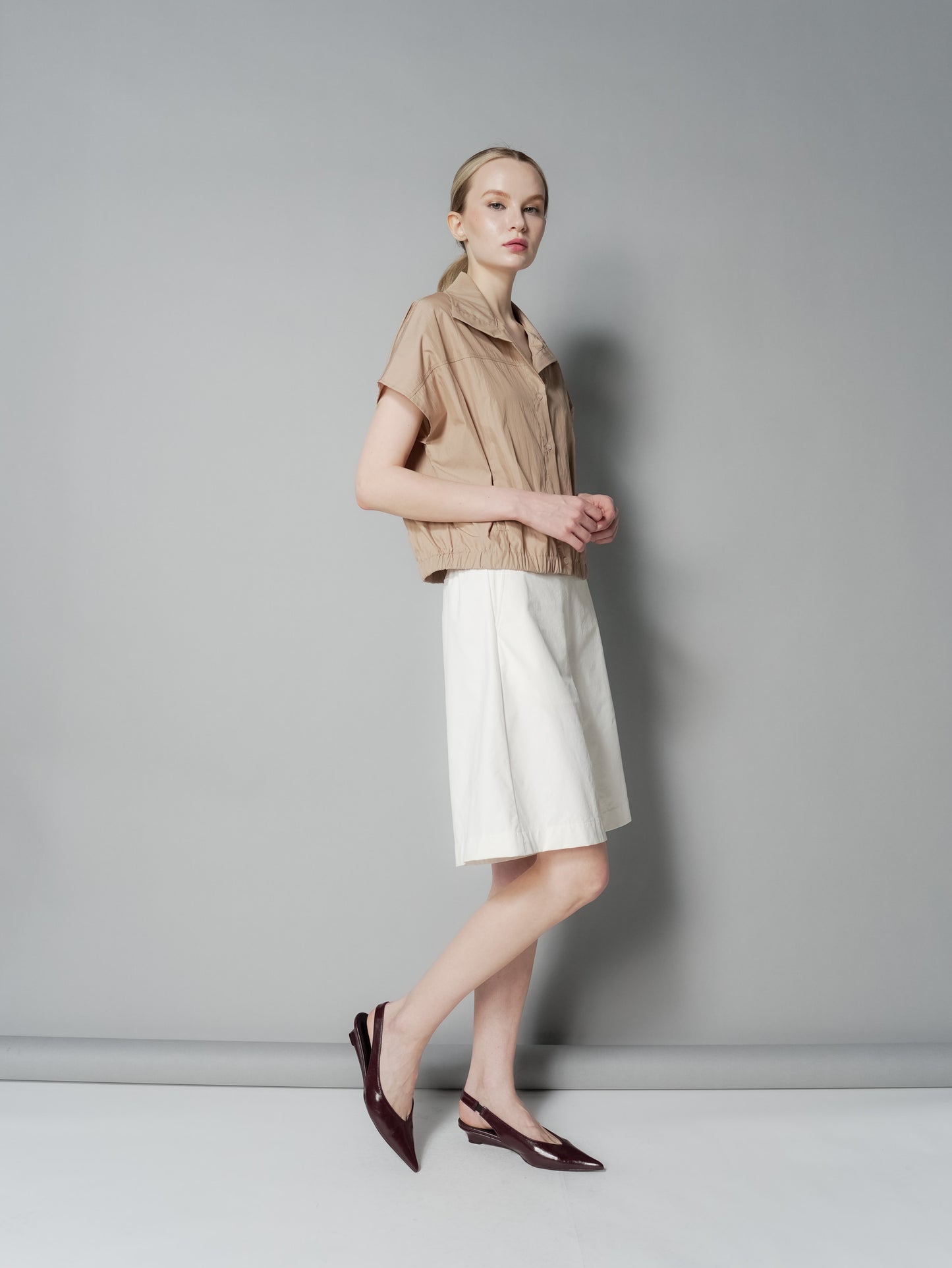 Daphnie Extended Sleeve Top