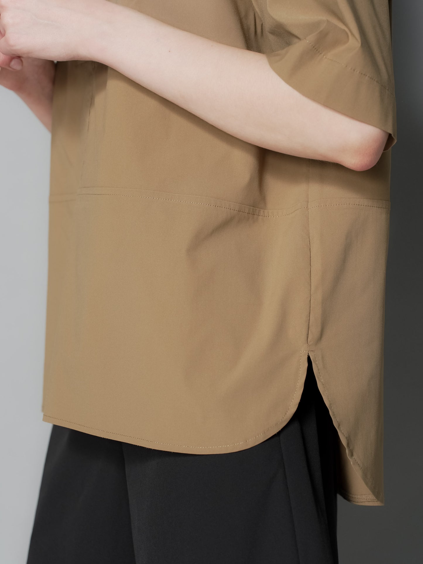 Anj Curved Hem Loose Top