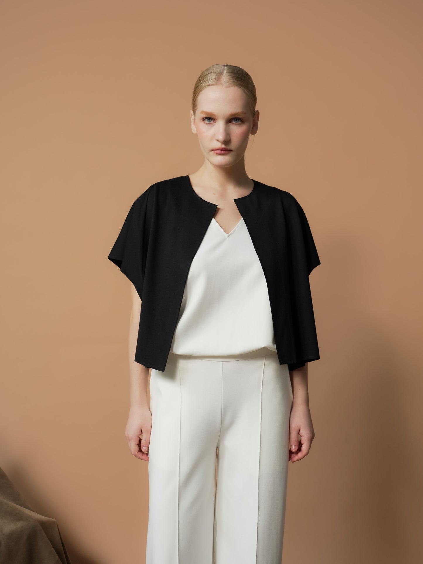 Winny Cropped Jacket