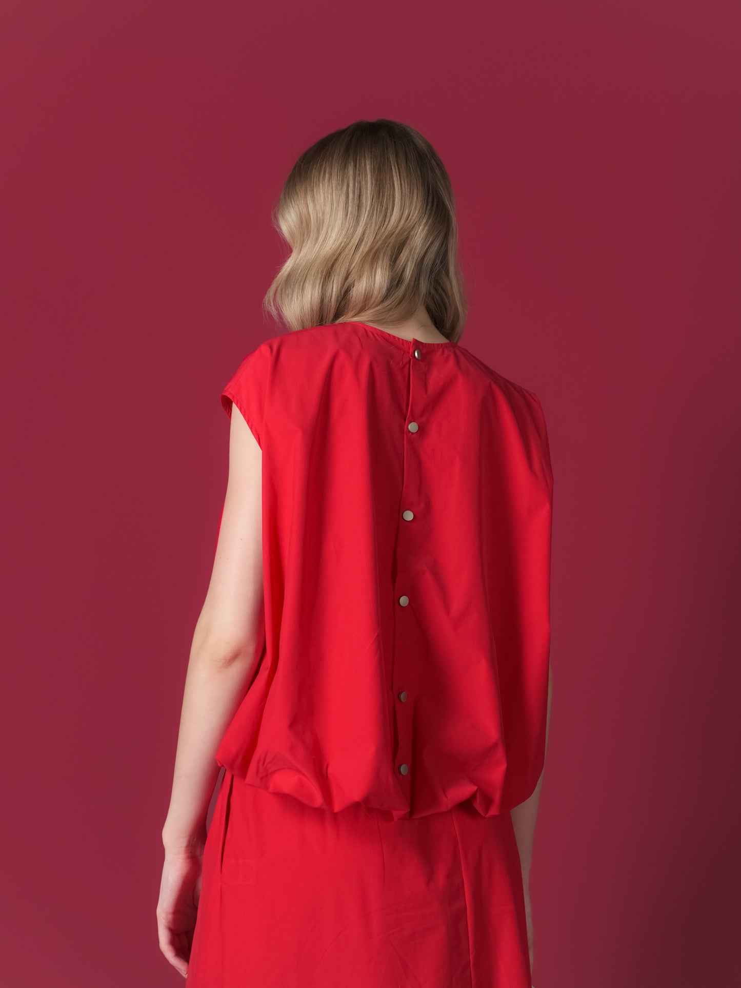 Gloria Back Button Balloon Top