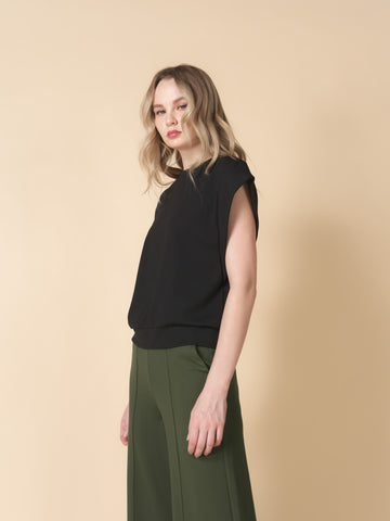Candace Extended Sleeve Zipped Top