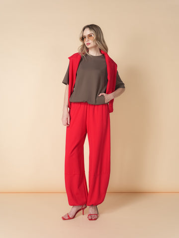 Connie Basic Tee With Slit Pocket