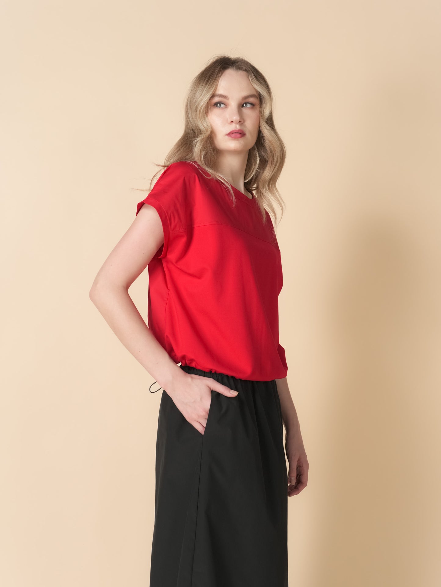 Lars Combi Toggle Hem Top