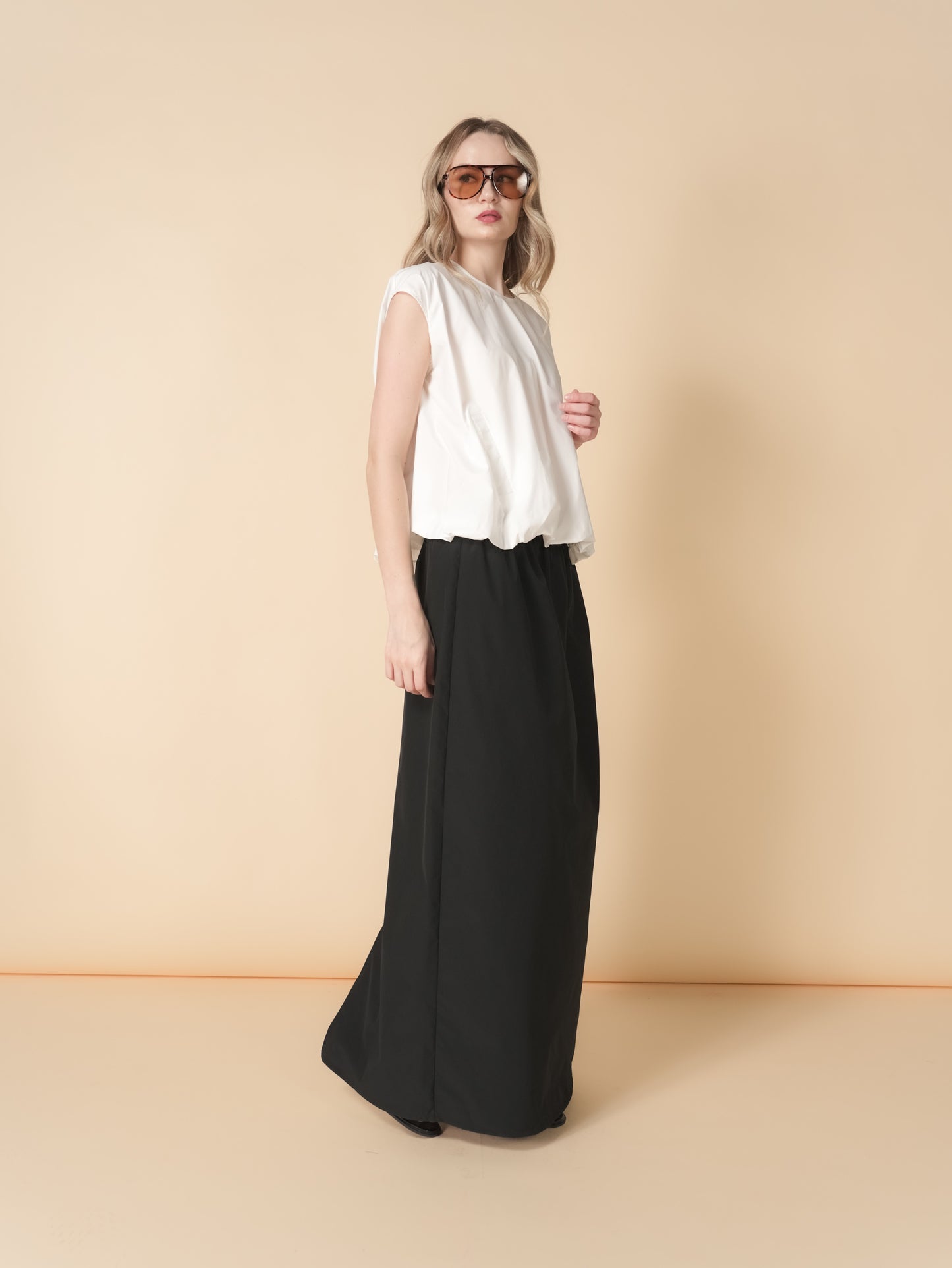 Gloria Back Button Balloon Top