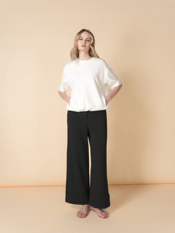 Connie Basic Tee With Slit Pocket