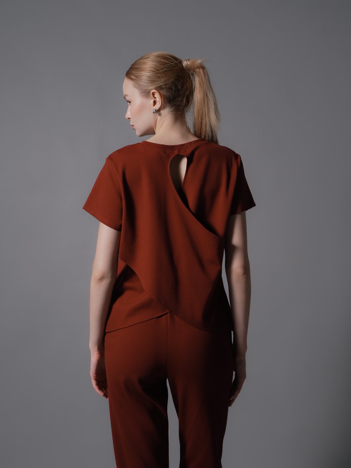 Mabel Looped Back Top