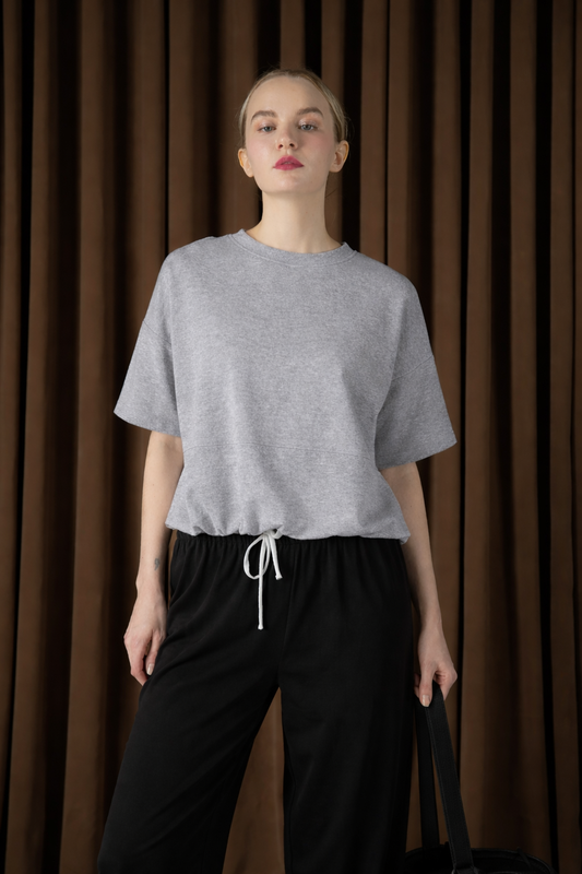 Goldie With Pulling Hem Top