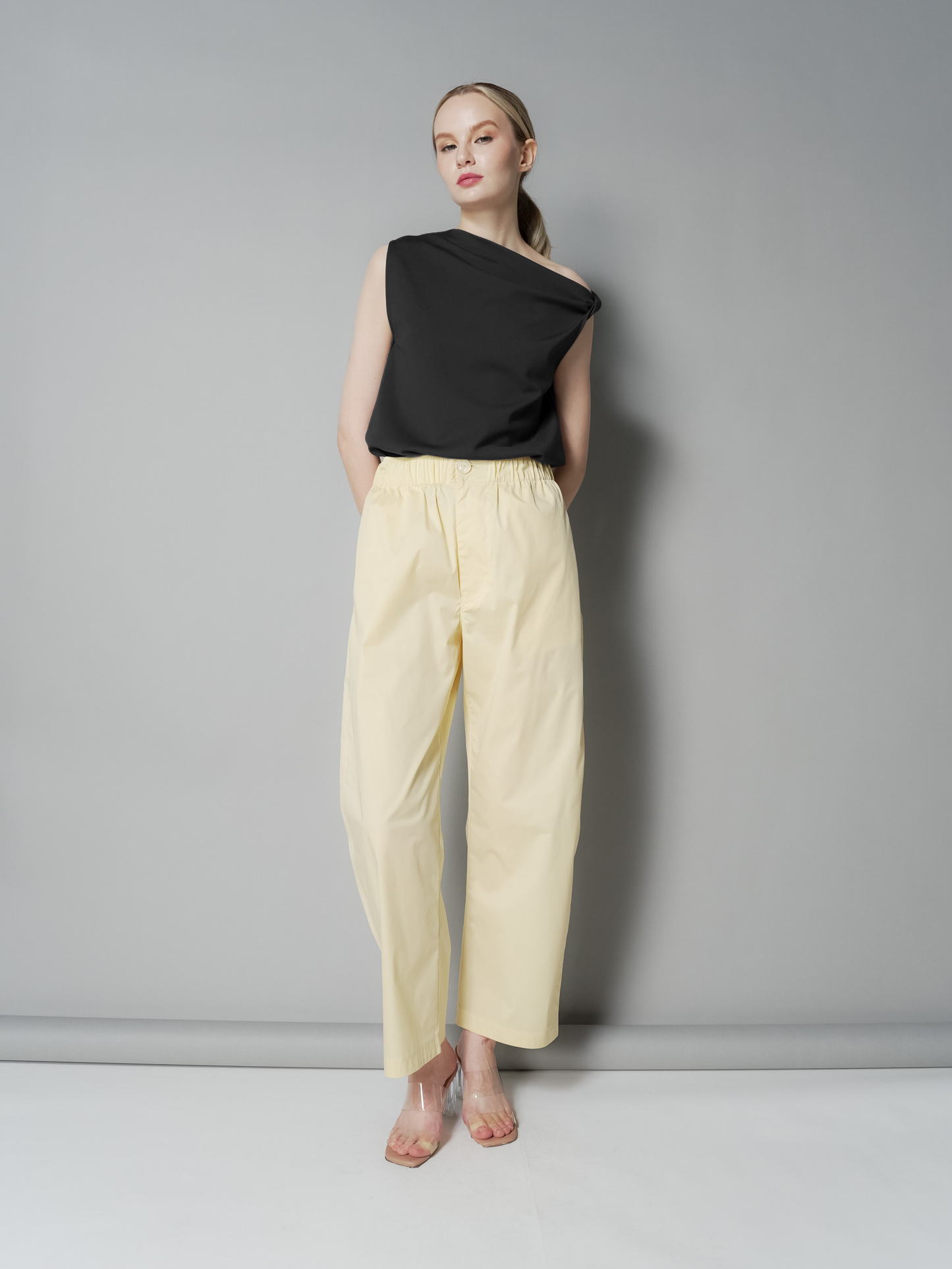 Amanda Twist Shoulder Top