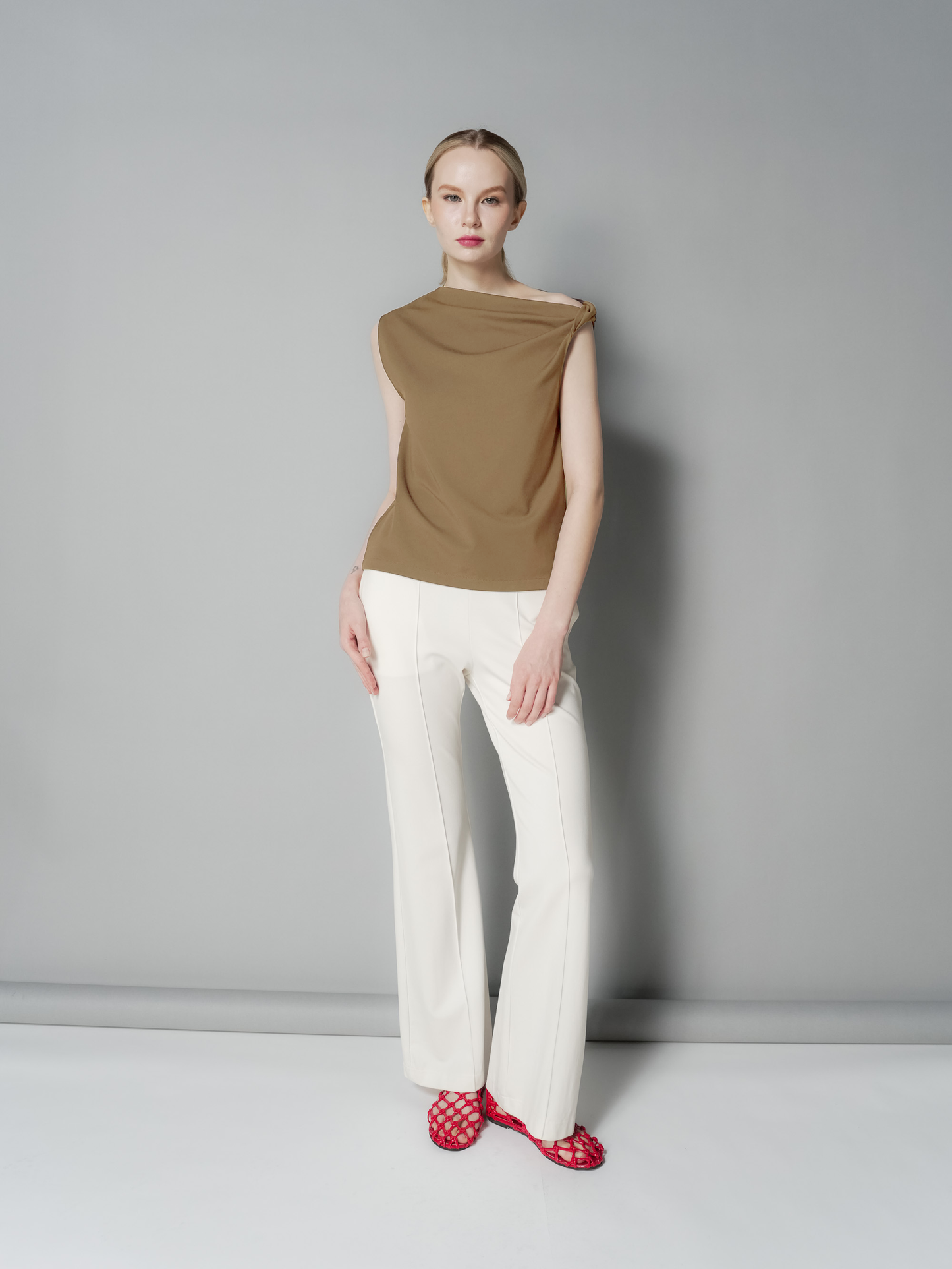 Amanda Twist Shoulder Top