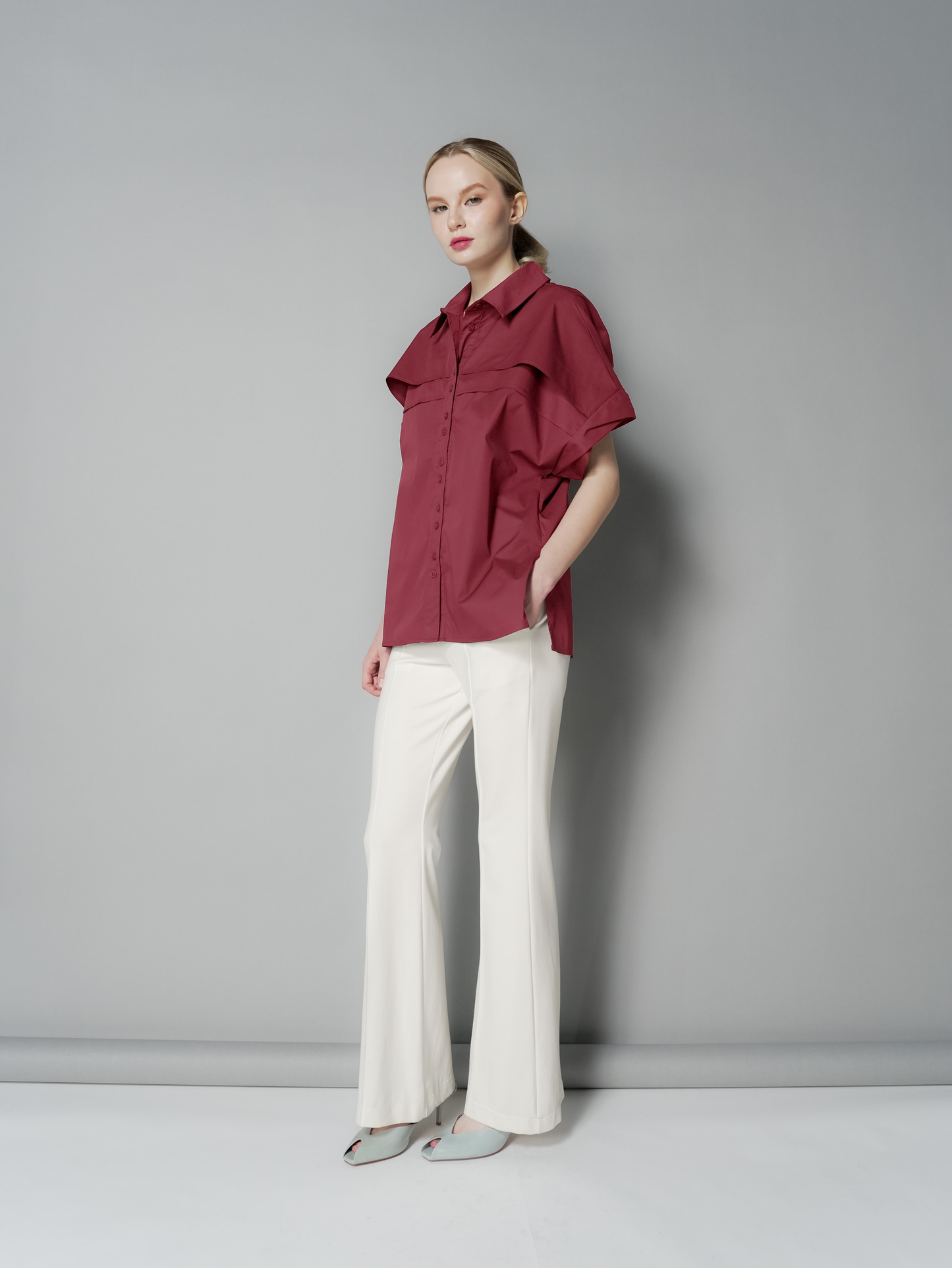 Ara Extended Sleeve Top