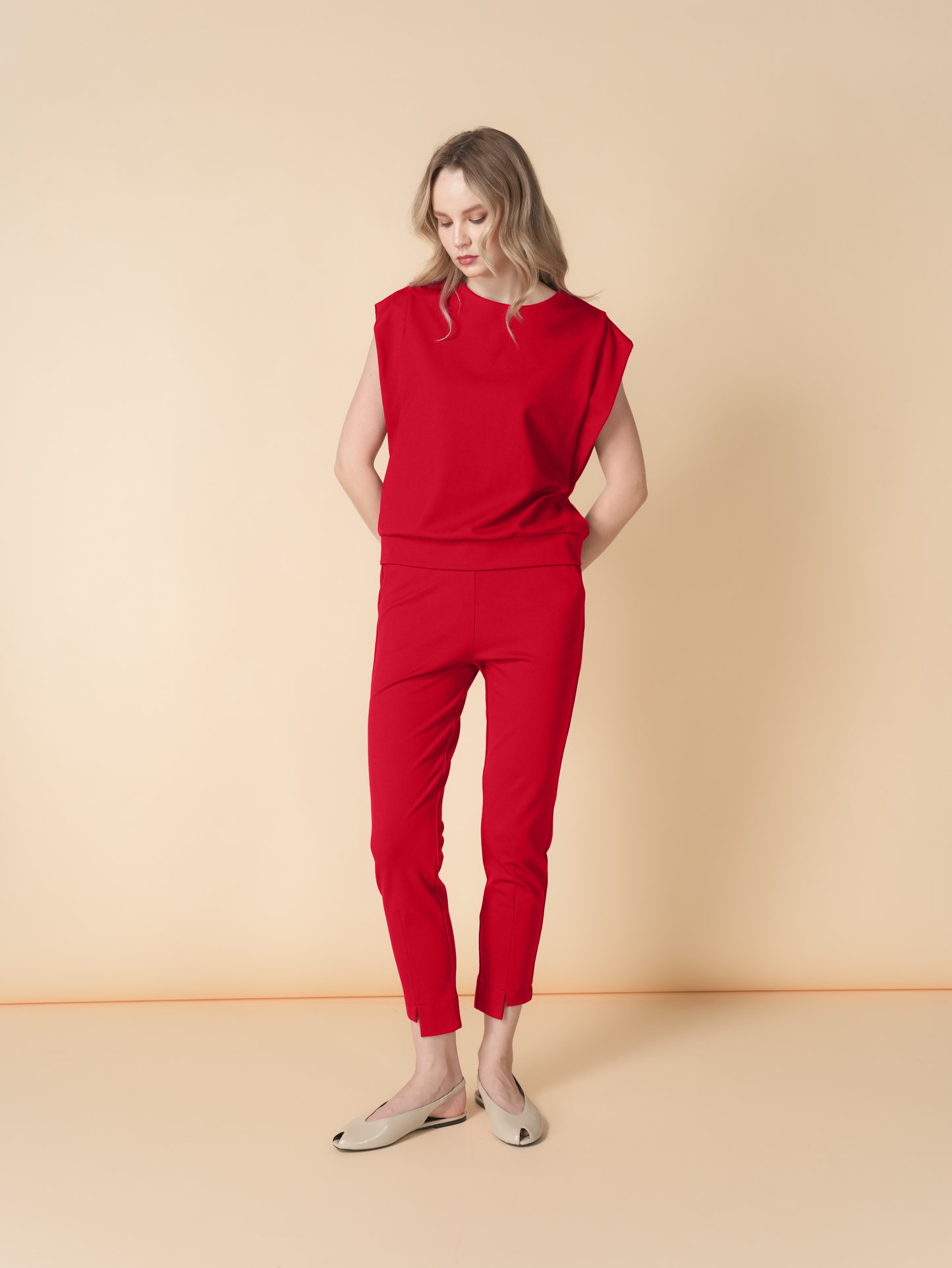 Candace Extended Sleeve Zipped Top