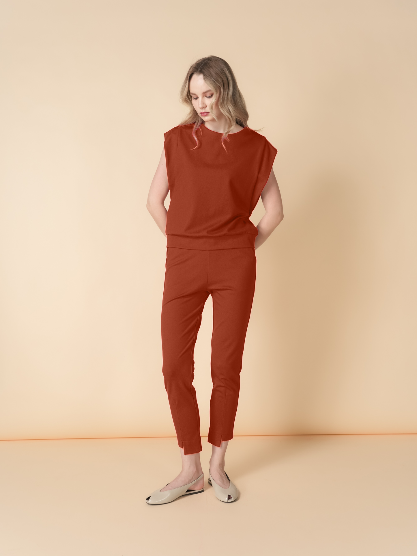 Candace Extended Sleeve Zipped Top