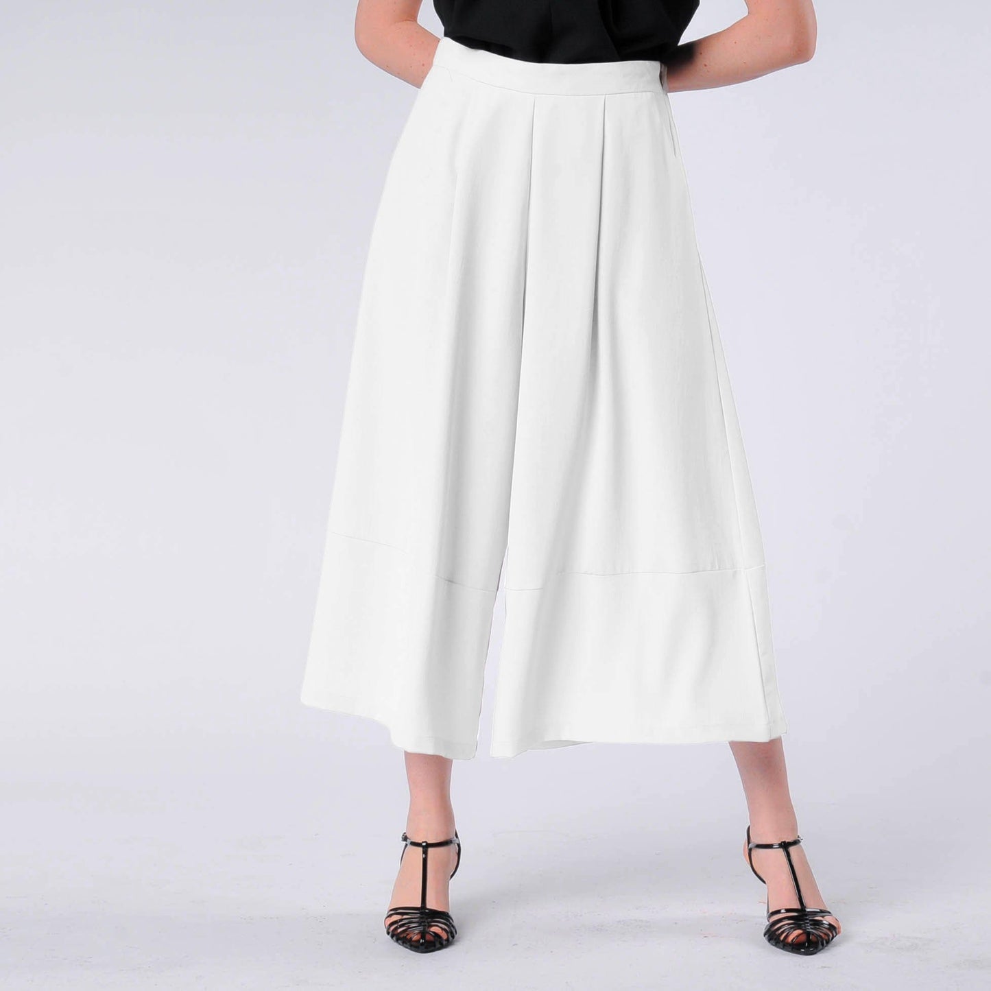 Carlo Palazzo Pants