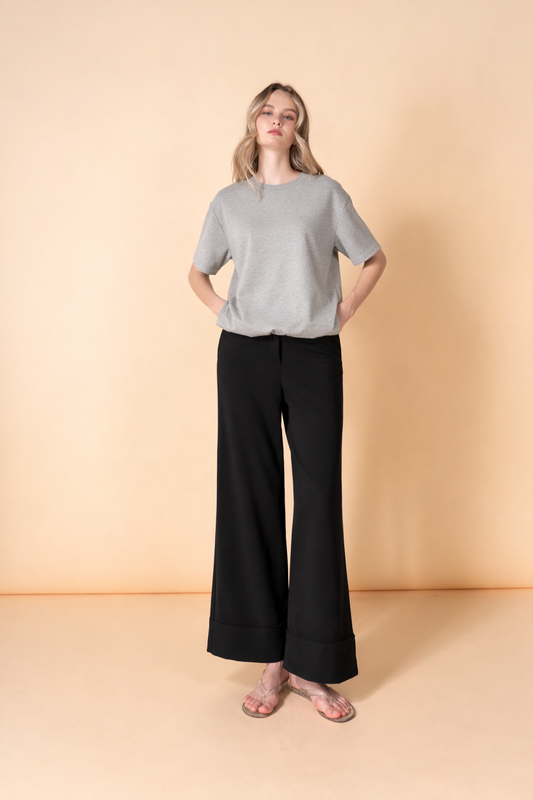 Connie Basic Tee With Slit Pocket