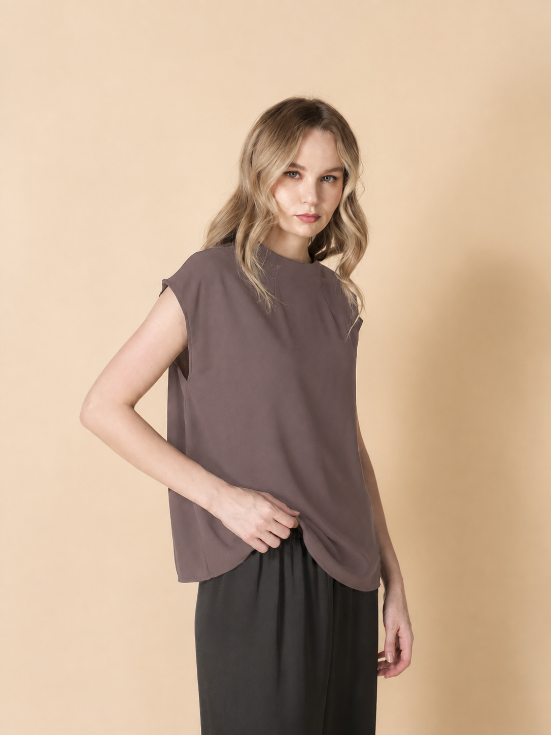 Ellis Crepe Zipped Top