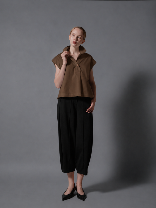 Eloida Semi Crop Hi-neck Top